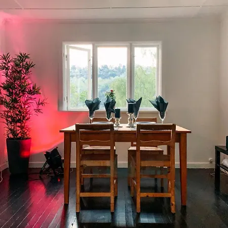 Feriehus Solrik Med Tilgang Til Brygge Og Stor Hage *