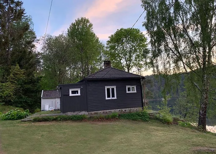 Solrik Med Tilgang Til Brygge Og Stor Hage Дом отдыха *